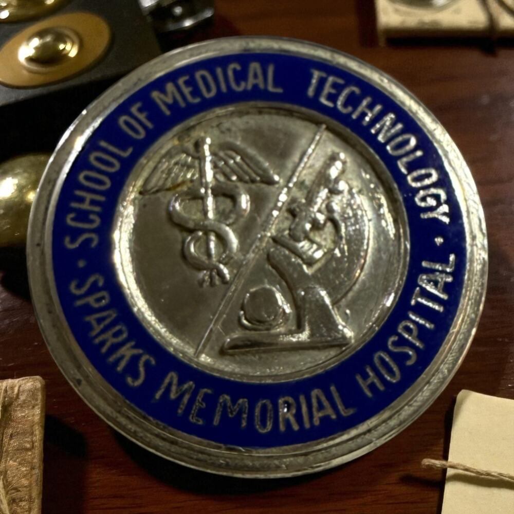 Vintage Sterling Sparks Memorial Hospital Medical Technology School Pin Bp